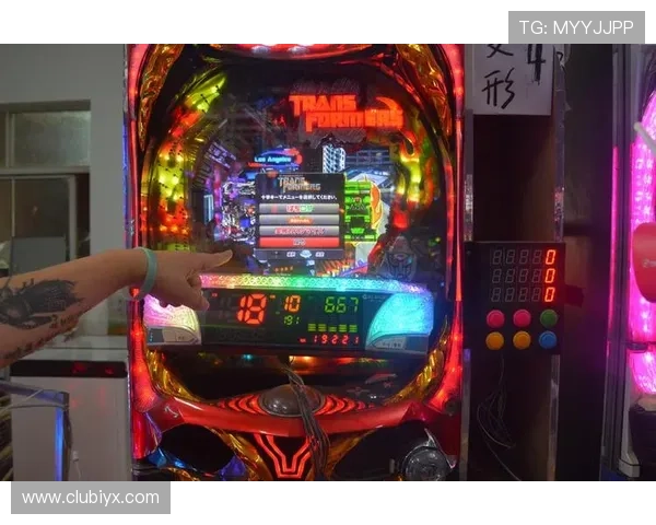 爱游戏AIYOUXI滚球盘：实时赛事直播与数据分析，打造专业级的投注体验